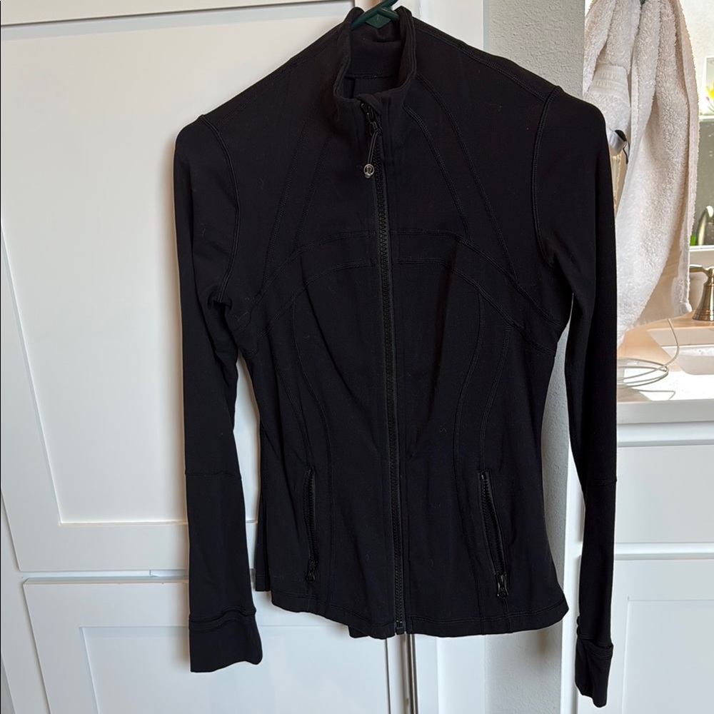 Lululemon define jacket size 6 black full zip *slightly used